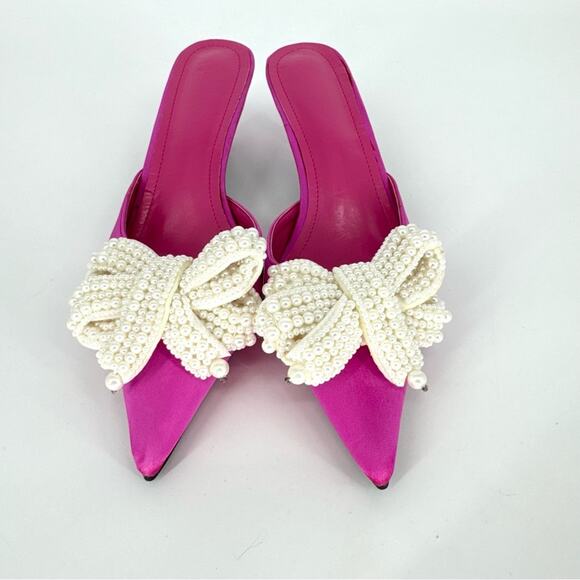 Bright Pink Satin Kitten Heel Mules with Pearl Bow Size 39 - Picture 2 of 8